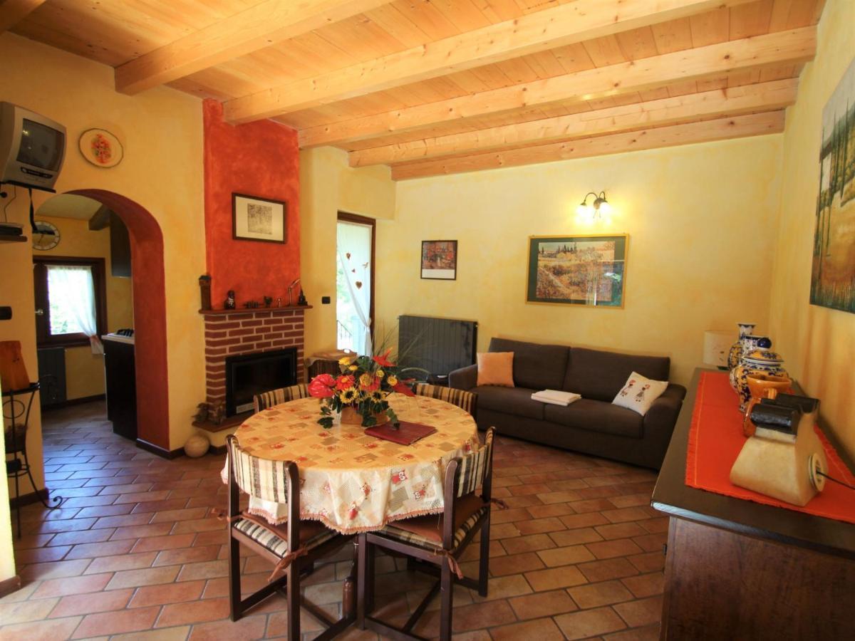 Villa Locazione Turistica Casa Mulino Castelveccana Esterno foto