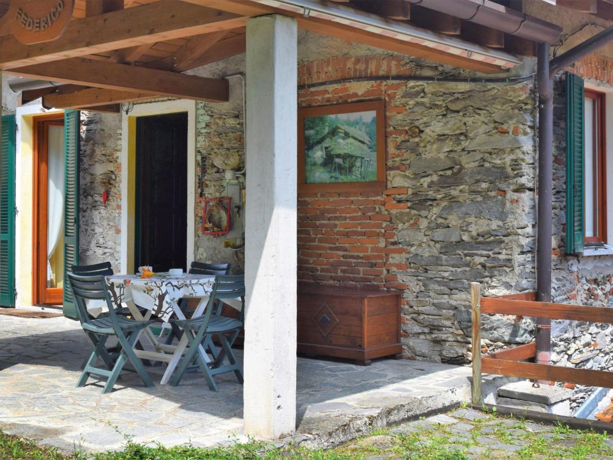Villa Locazione Turistica Casa Mulino Castelveccana Esterno foto