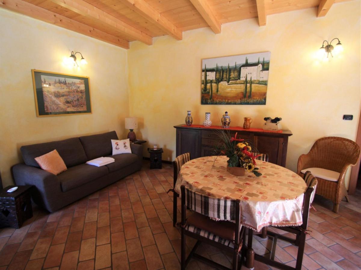 Villa Locazione Turistica Casa Mulino Castelveccana Esterno foto
